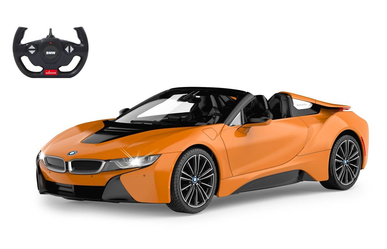 Oranges BMW i8 Cabrio-Sportauto mit Racing-Lenkrad oben links abgebildet, was auf ein ferngesteuertes Spielzeug oder ein Controller-Set hindeutet.