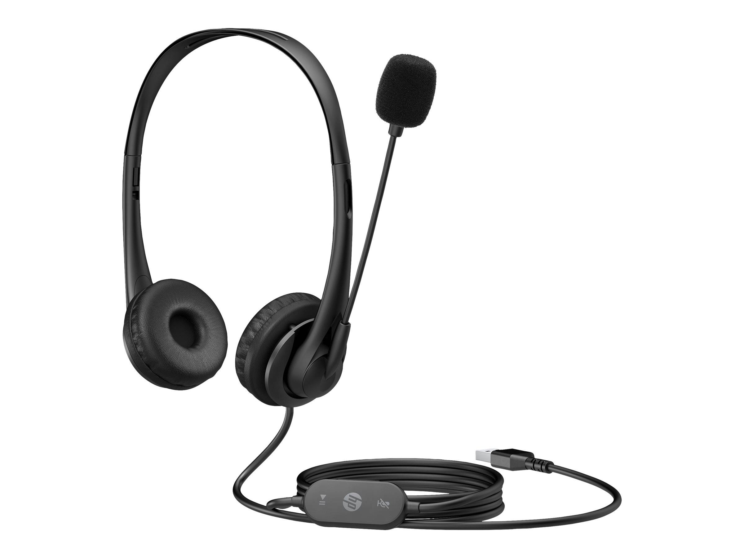 Schwarzes Over-Ear-Headset mit angebautem Boom-Mikrofon und USB-Kabel in weiß auf weißem Hintergrund.