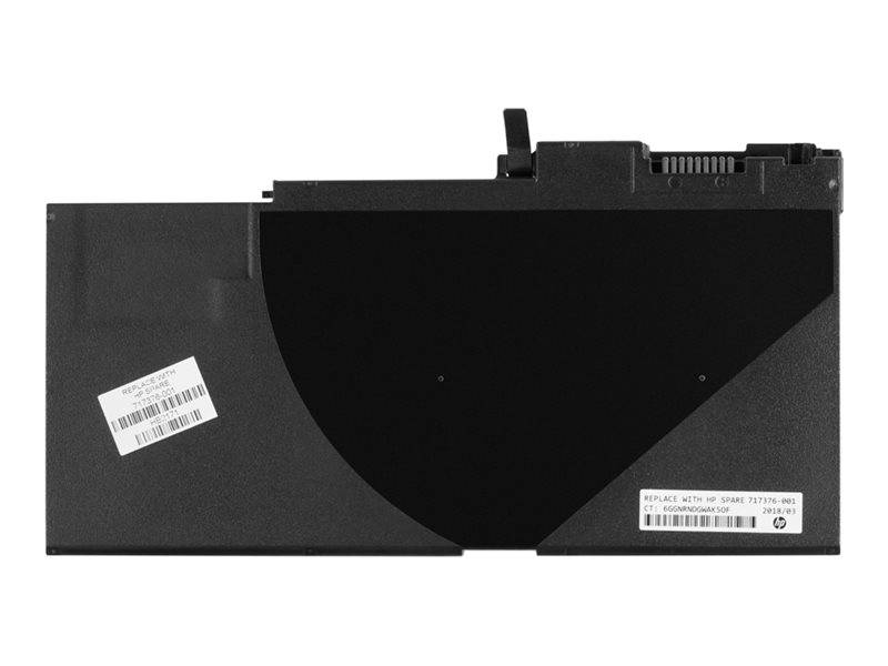 Schwarzes Laptop-Akkupack mit Anschlussfahnen und zwei Barcode-Etiketten auf weißem Hintergrund.