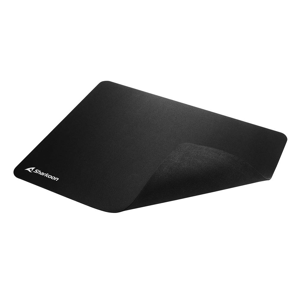 Schwarzes Sharkoon-Mousepad mit strukturierter Handgelenkstütze, auf weißem Hintergrund gezeigt.