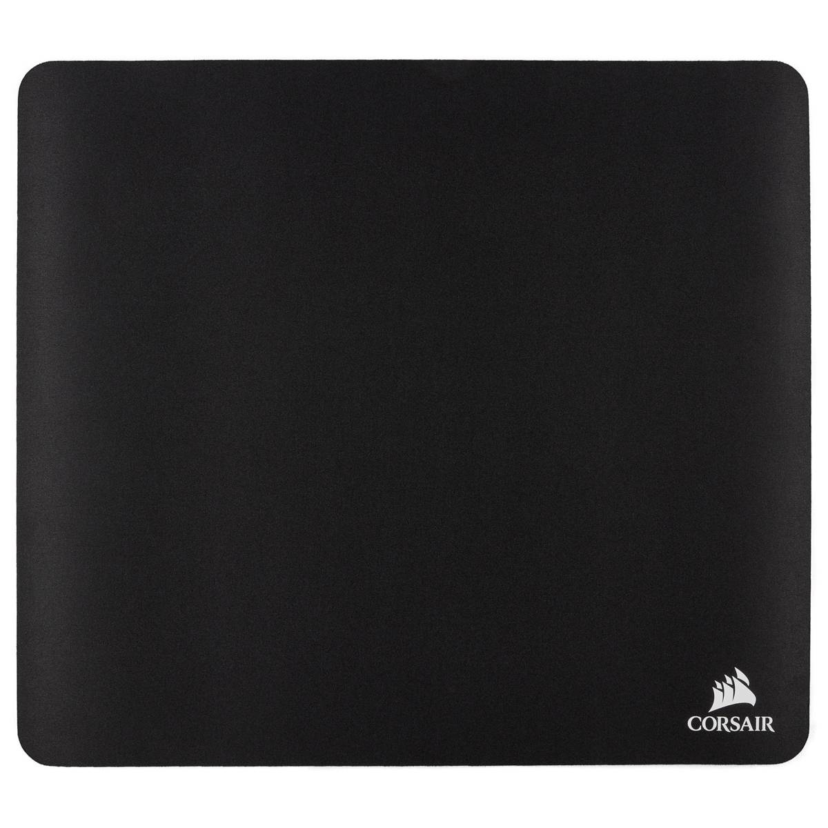 Schwarze Corsair-Mousepad mit abgerundeten Ecken und kleinem weißem Corsair-Logo in der unteren rechten Ecke.