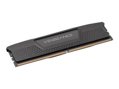 Ein Corsair Vengeance Desktop-RAM-Modul auf weißem Hintergrund dargestellt.