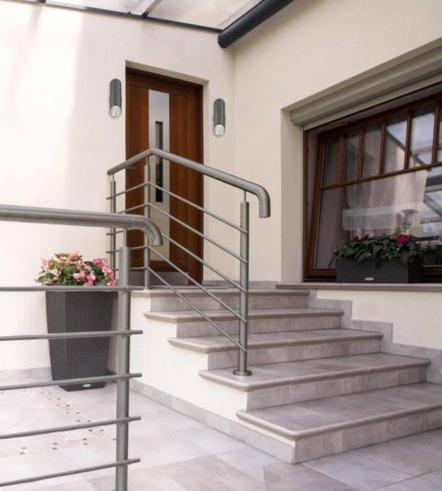 Dimmbare LED Außen Wandleuchte Up & Down Skyline Graphit