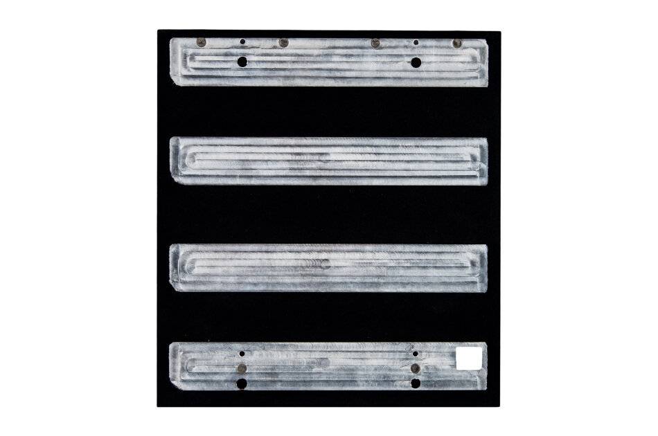 2N IP Verso Backplate 2x2M, Montageplatte, für Montage auf Glas oder unebenen Flächen, für 2x2 2N IP Verso Module