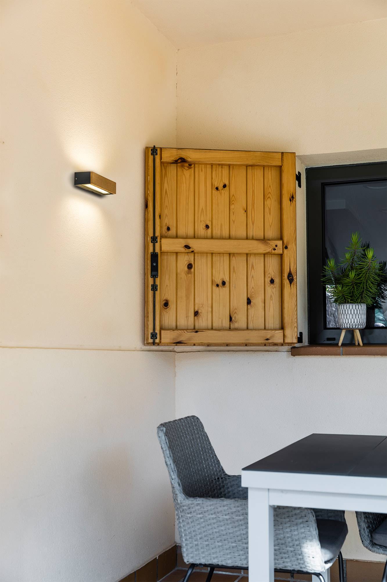 LED Außen Wandleuchte Doro Slim Holz