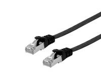 Zwei schwarze Ethernet-Kabel mit RJ45-Steckern auf weißem Hintergrund.