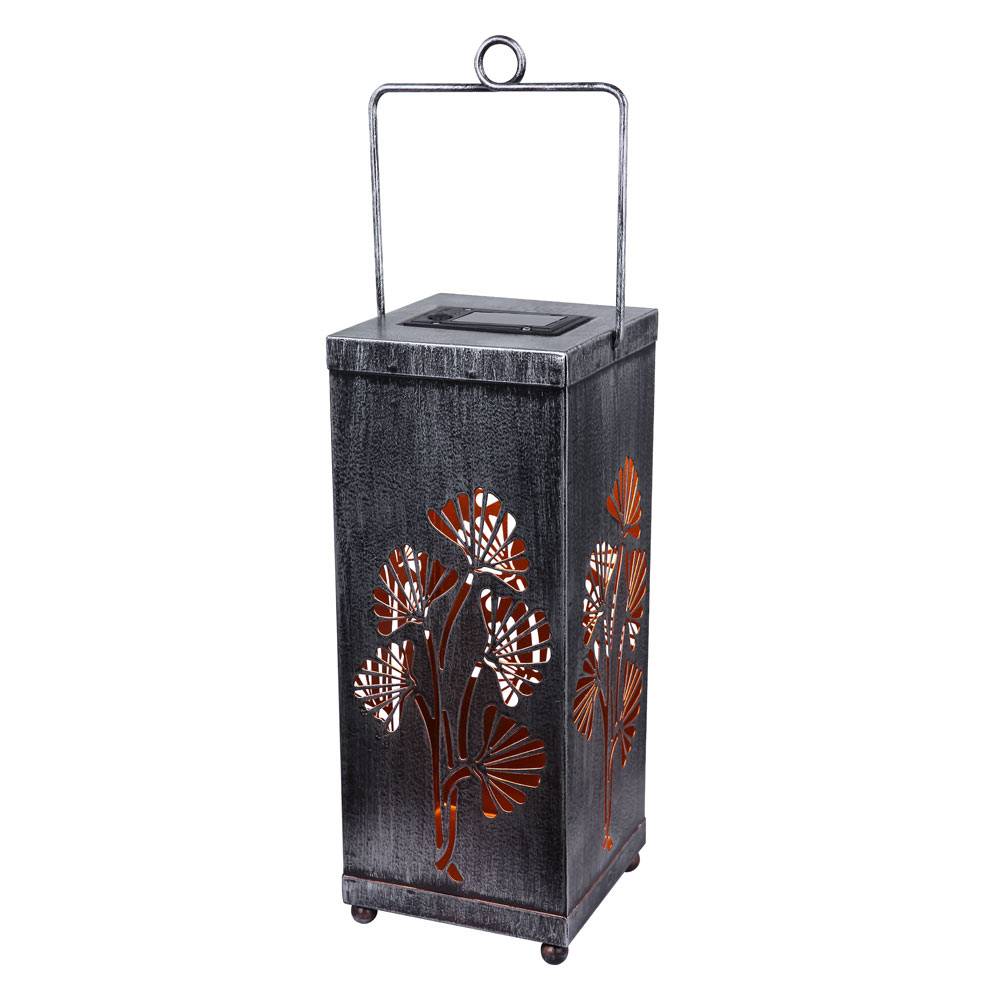 LED Solarleuchte Außenlampe Solar Hängeleuchte Solarlampe Gartenlaterne, Blumen Design Dekor Stanzungen, Metall, silber antik, L x B x H 11x11x26,8