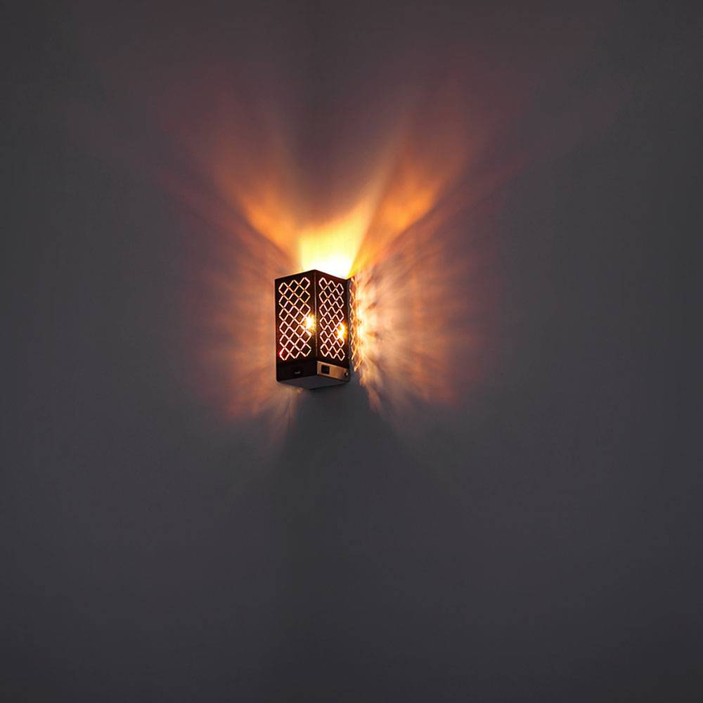 Wandleuchte Wandlampe Stoffschirm Wohnzimmerlampe schwarz gold mit USB Anschluss, Metall Textil, 1x E14, BxH 10x20,5 cm