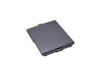 Ein geschlossenes graues Laptop-Akku-Pack, das auf weißem Hintergrund gezeigt wird.