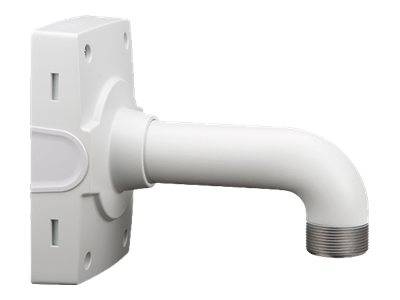 Weiße wandmontierte Sanitärarmatuur mit gekrümmtem Rohr und Gewinde-Metallende auf einer rechteckigen Montageplatne.