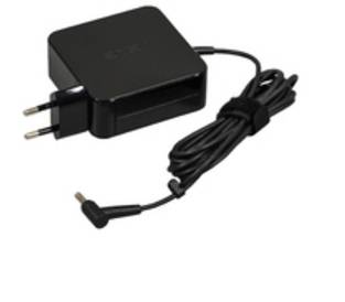 Schwarzer Stromadapter mit zweipoliger Steckdose und angeschlossenem Kabel, das in einem Winkelstecker endet.
