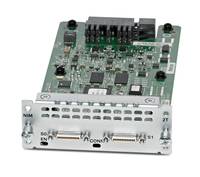 Elektronisches Schaltmodul mit Frontmetallplatte und Steckverbindern, wahrscheinlich eine Netzwerk- oder Kommunikationshardwarekarte.