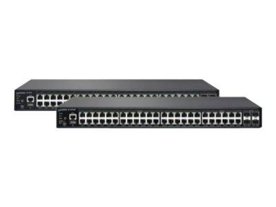 Zwei schwarze Netzwerk-Switch-Geräte, die auf weißem Hintergrund gestapelt sind, jedes mit vielen Ethernet-Anschlüssen auf der Frontplatte.
