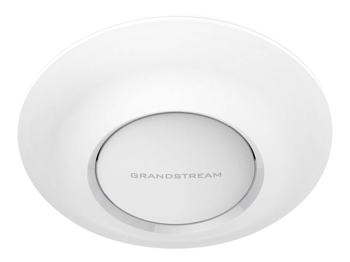 Weißer runder Grandstream-Wireless-Zugangspunkt zur Deckenmontage auf neutralem Hintergrund.