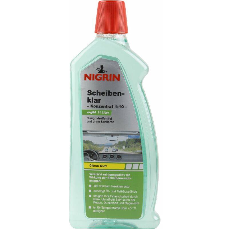 Eine Flasche Scheibenreiniger-Konzentrat mit Zitrusduft. Das Etikett zeigt an, dass es streifenfrei reinigt und bei niedrigen Temperaturen wirksam ist.