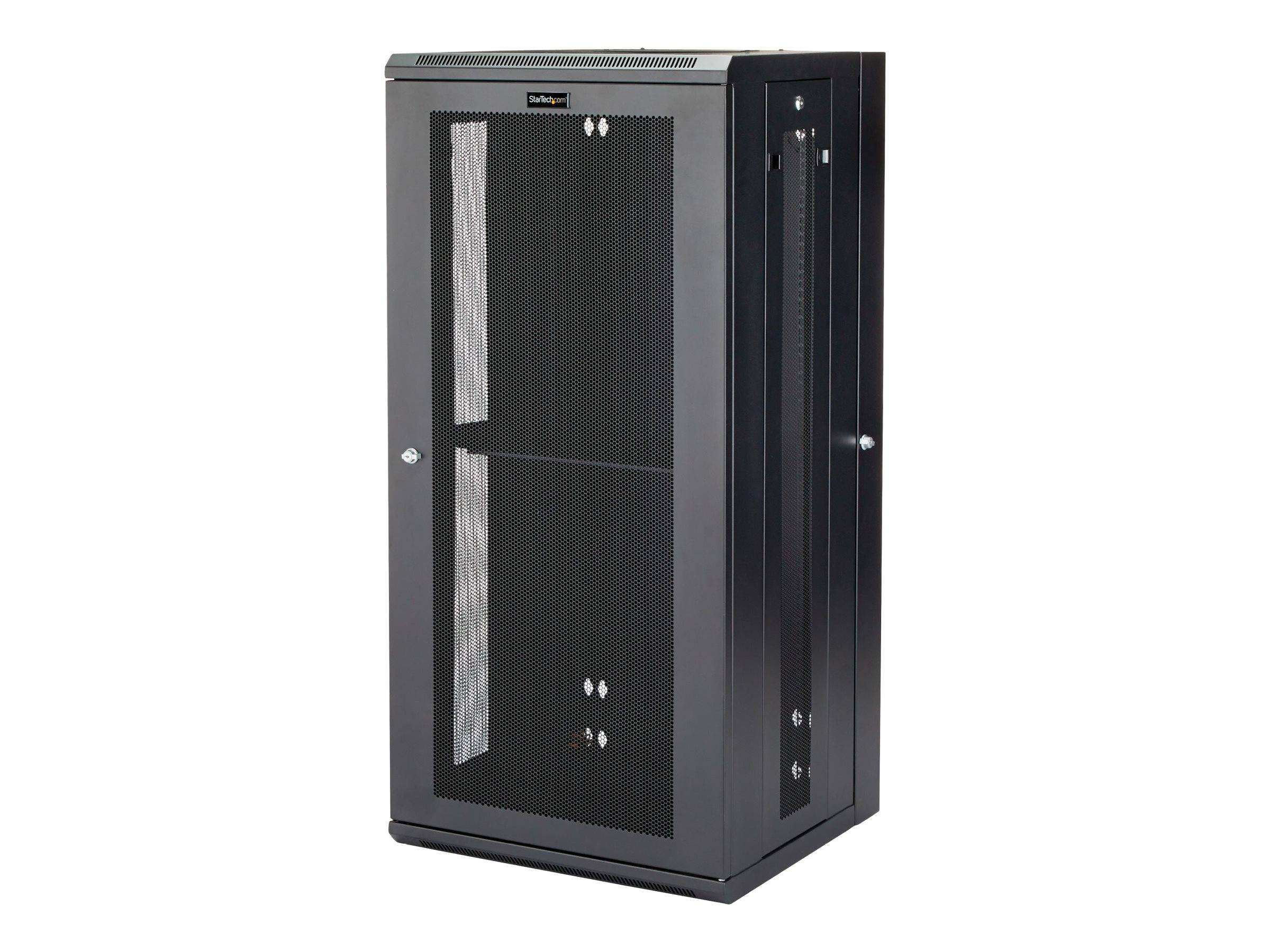 Schwarzes freistehender Server-Rack-Schrank mit Glastür vorne und Seitenpaneelen, isoliert auf weißem Hintergrund dargestellt.