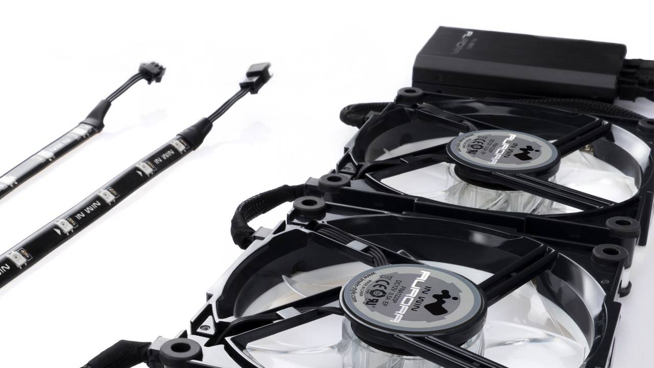 In Win AURORA, Kühler, 12 cm, 800 RPM, 2000 RPM, 39,2 dB, 57,64 cfm