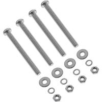 Vier Metallschrauben mit Unterlegscheiben, Sicherungsscheiben und Muttern auf weißem Hintergrund angeordnet.