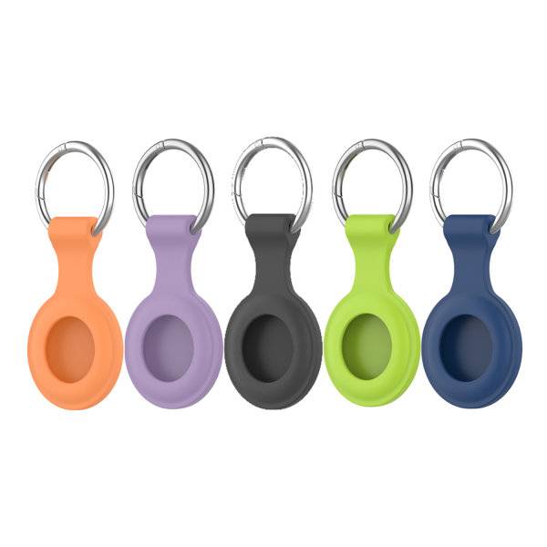 Fünf bunte Silikonschlüsselanhängerhalter mit Metallringen, gezeigt in Orange, Lila, Schwarz, Hellgrün und Dunkelblau auf weißem Hintergrund.