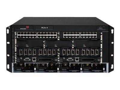Brocade MLX Series MLXe-4 - Router - Front und Seite zu Hinterseite