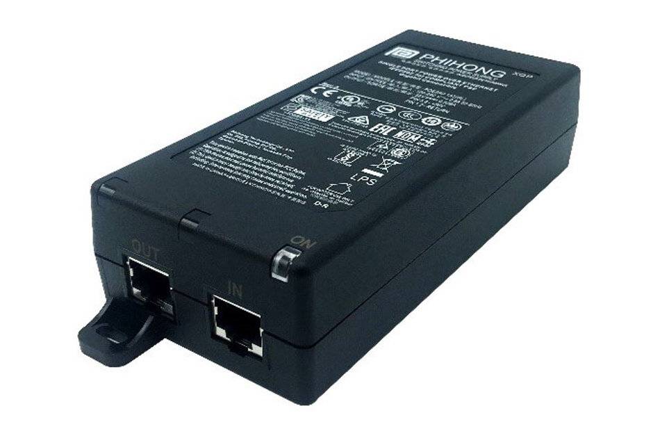 Schwarzer Phihong Power-over-Ethernet-Injektor mit zwei Ethernet-Anschlüssen mit der Beschriftung „IN