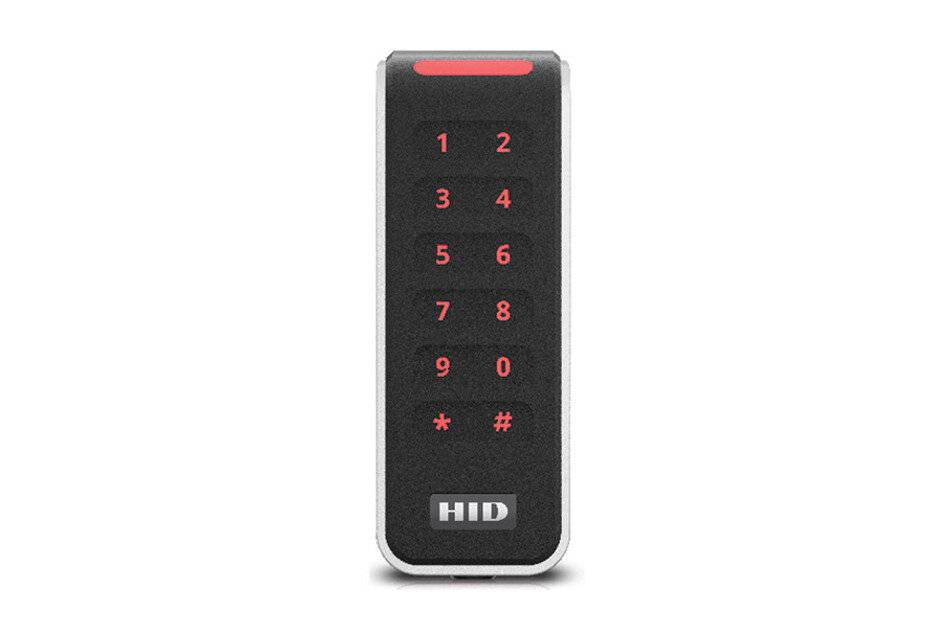 Schwarzes HID-Tastaturzugriffsleser mit rot beleuchteten Zahlenschaltflächen, frontal auf weißem Hintergrund dargestellt.