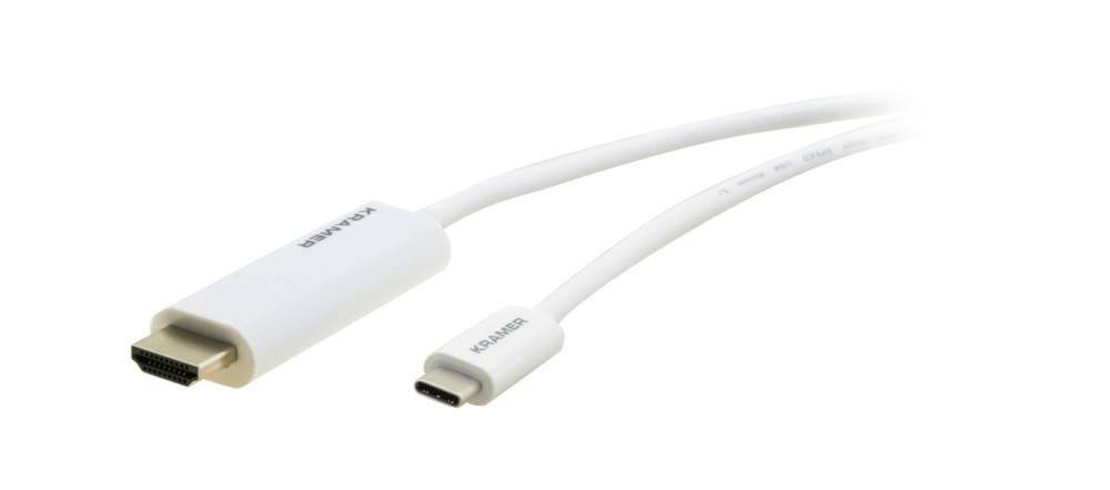 Ein weißes USB-C-Kabel mit 'Kramer'-Branding auf dem Stecker.