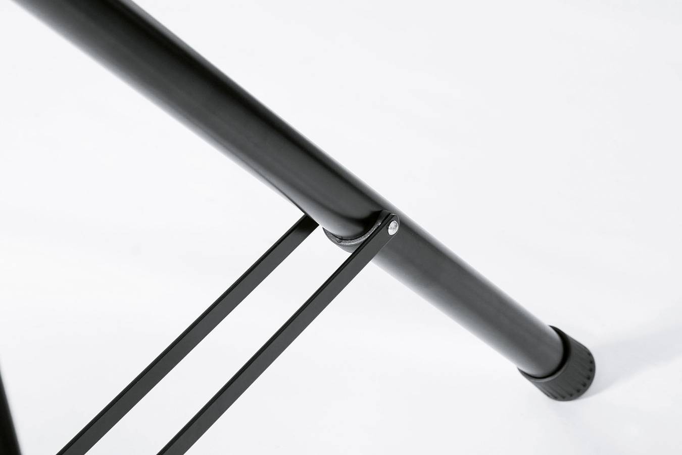 KOENIG & MEYER Robustes 3-Bein Boxenstativ mit Auszugssicherung (höhenverstellbar 1.375 - 2.185mm | Belastbarkeit max.