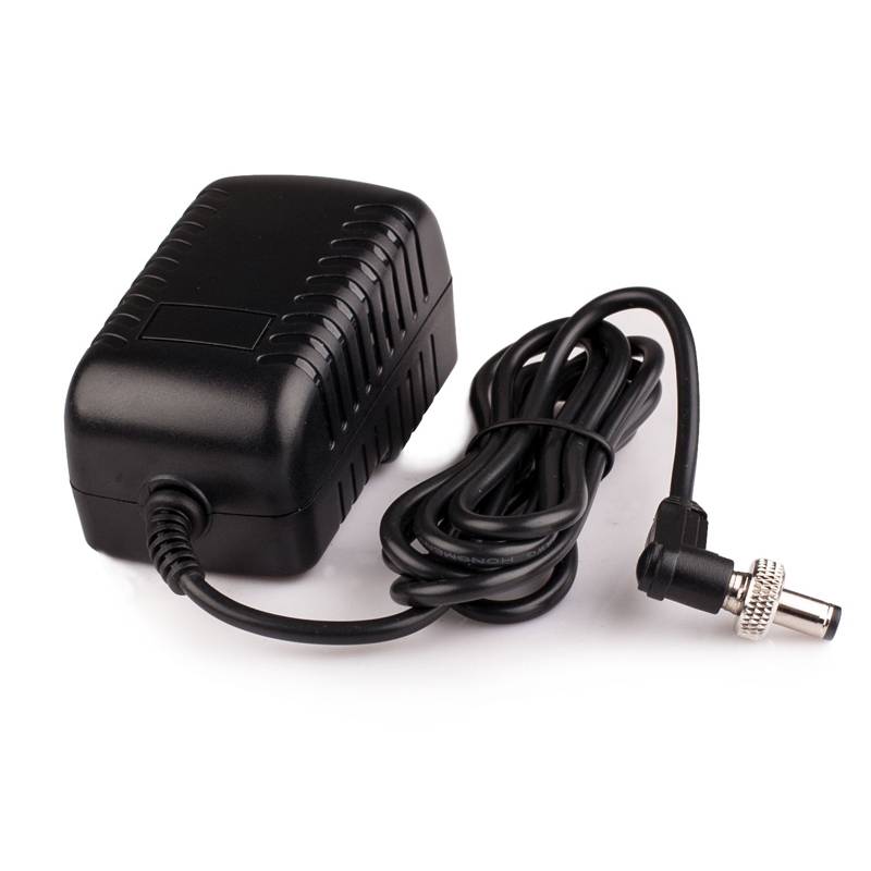 SWIT ELECTRONICS PD-A12K - 12V Stromnetzteil (AC 100-240V | 50/60Hz | DC 12V / 1A) - in schwarz