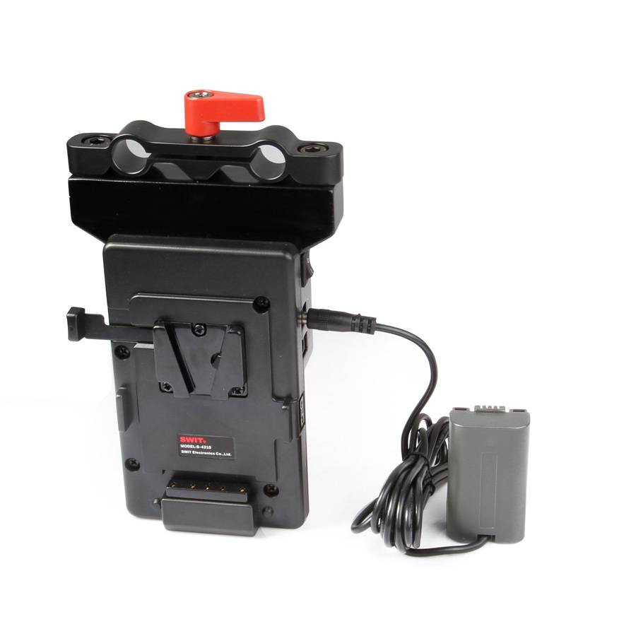SWIT ELECTRONICS S-7500P - Panasonic Dummy Akku mit DC-Stecker und Pole-Tap - in schwarz