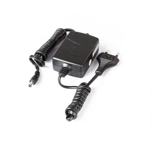 SWIT ELECTRONICS S-3010D - Tragbares Ladegerät für SWIT DV Akkus (Ladestrom 12A | DC-Ausgang) - in schwarz