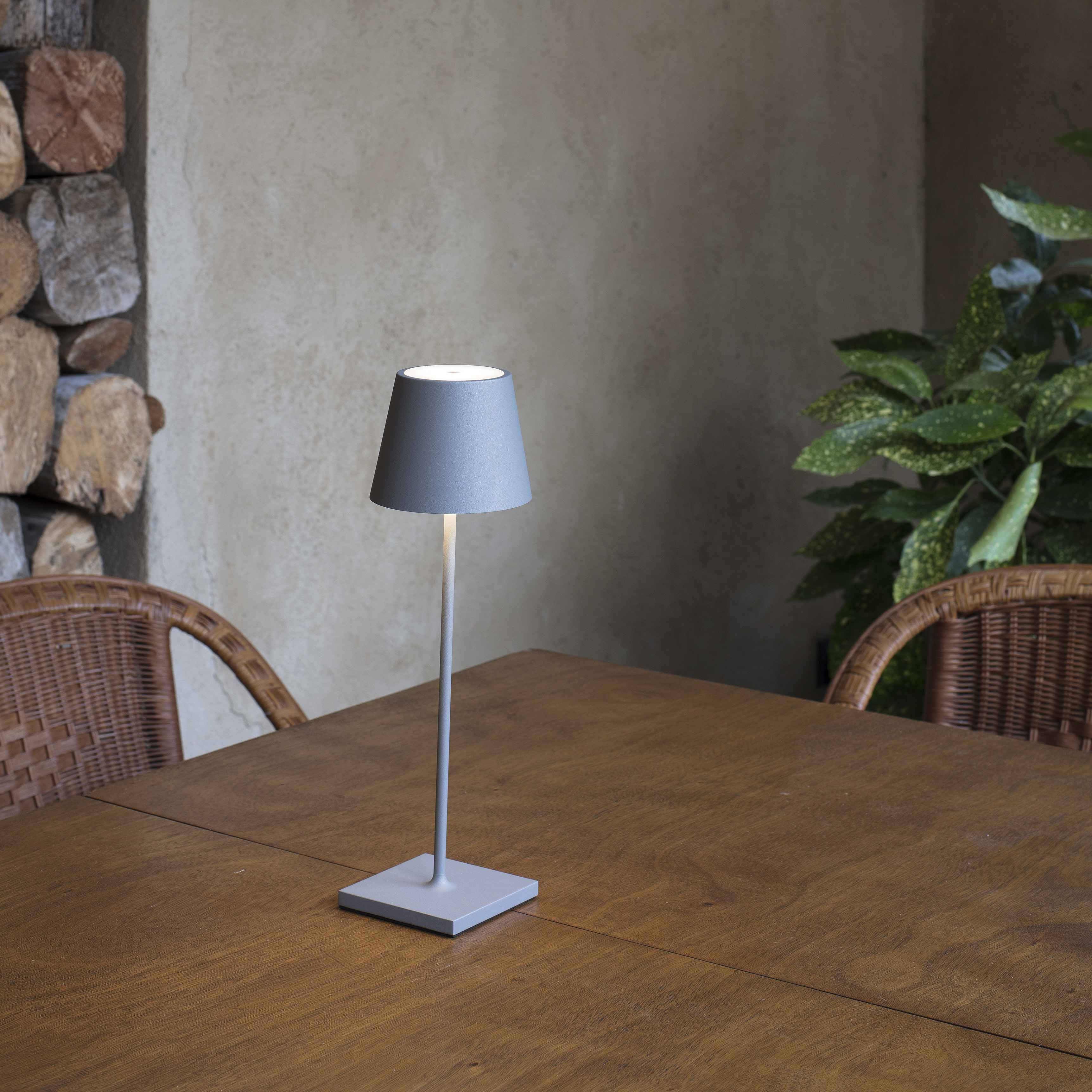 Tragbare LED Außen Tischlampe Toc Grau