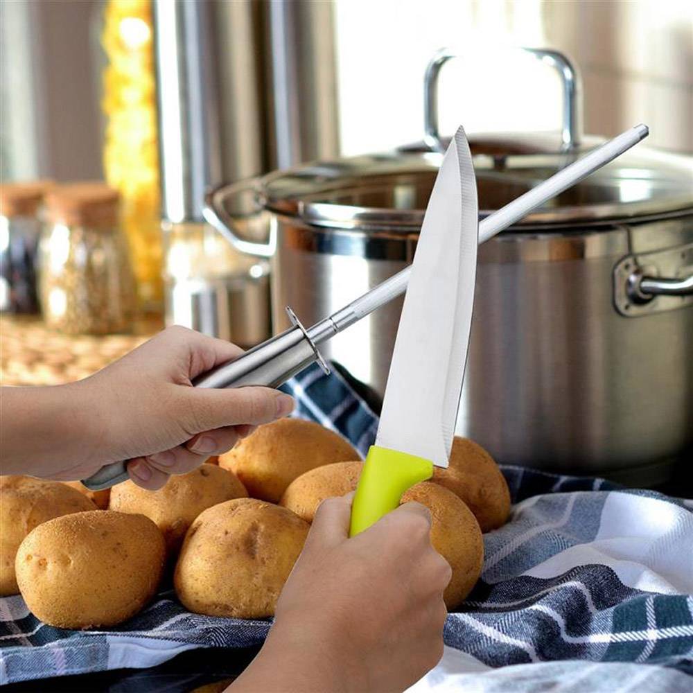 Intirilife Wetzstab Messerschärfer in SILBER – Manueller Wetzstahl Messerschleifer aus Edelstahl für Professionelles Schleifen und Schärfen – S