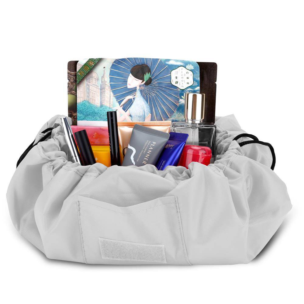 Intirilife Kosmetiktasche in HELL GRAU – Runder One Step Kulturbeutel mit Kordelzug zum Zusammenziehen mit 2 inneren Reißverschlussfächern ideal