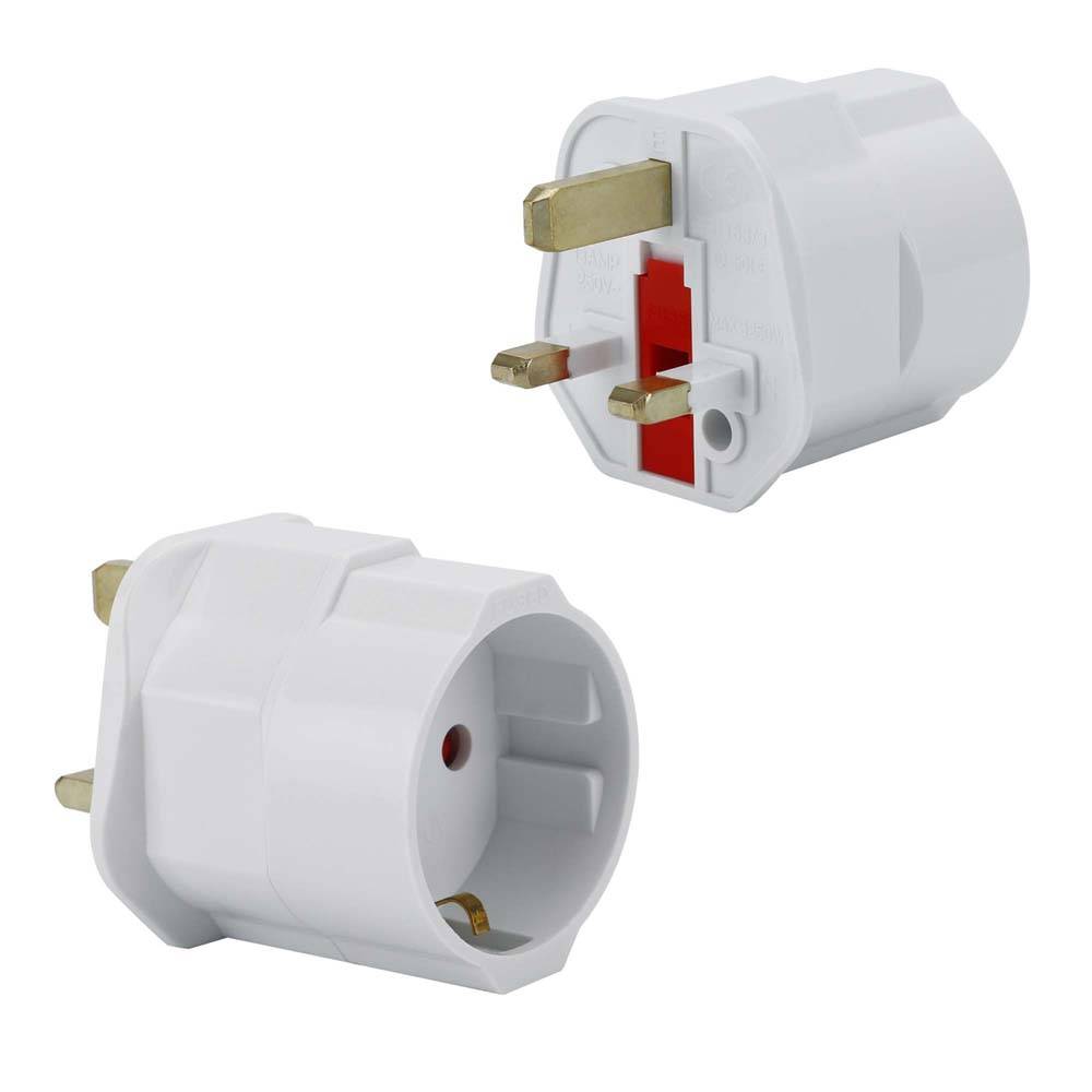 Intirilife 4x Steckdosen Adapter in WEISS – 4er Set UK Typ G auf EU Schuko Steckdosen Stromadapter Reisestecker für z.B. UK, Irland, Singapur, Mala