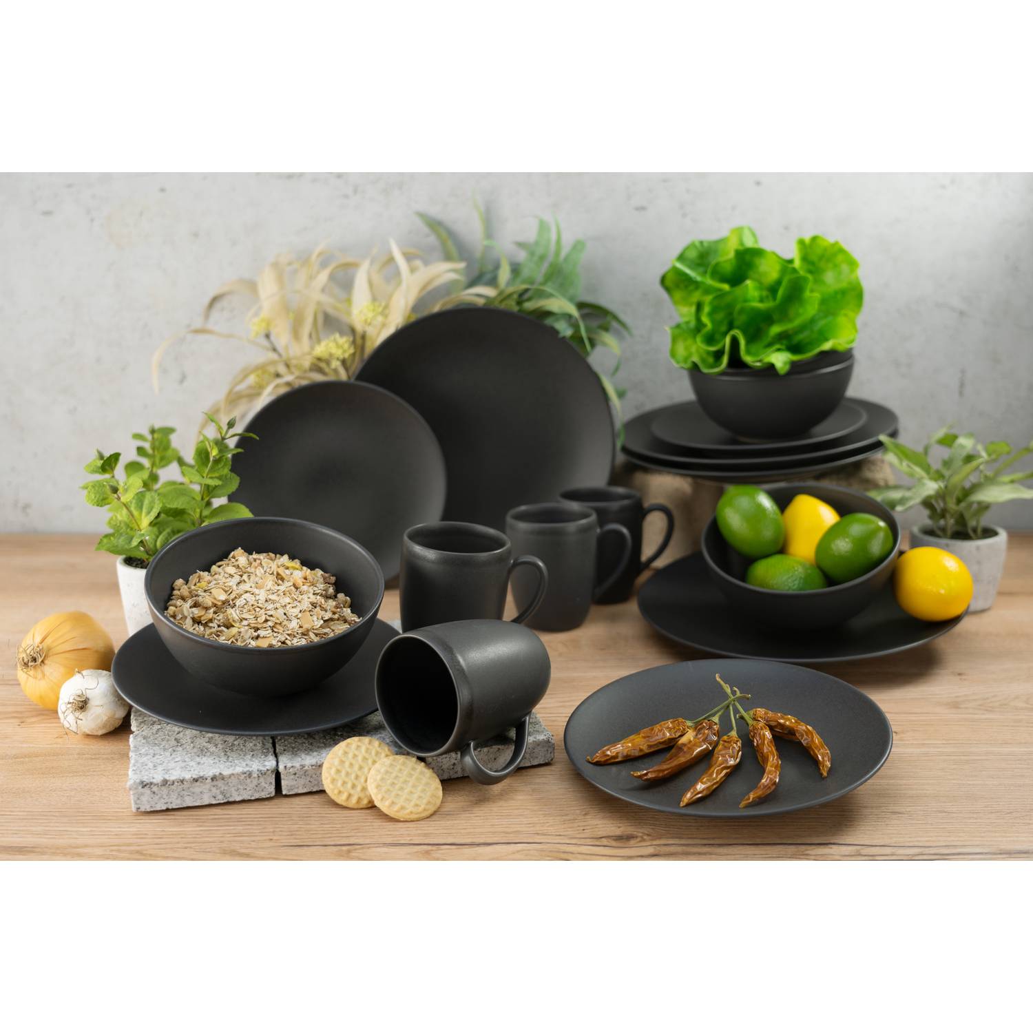 CreaTable 23145 Kombiservice Soft Touch Black für 4 Personen, Steinzeug, schwarz (1 Set, 16-teilig)