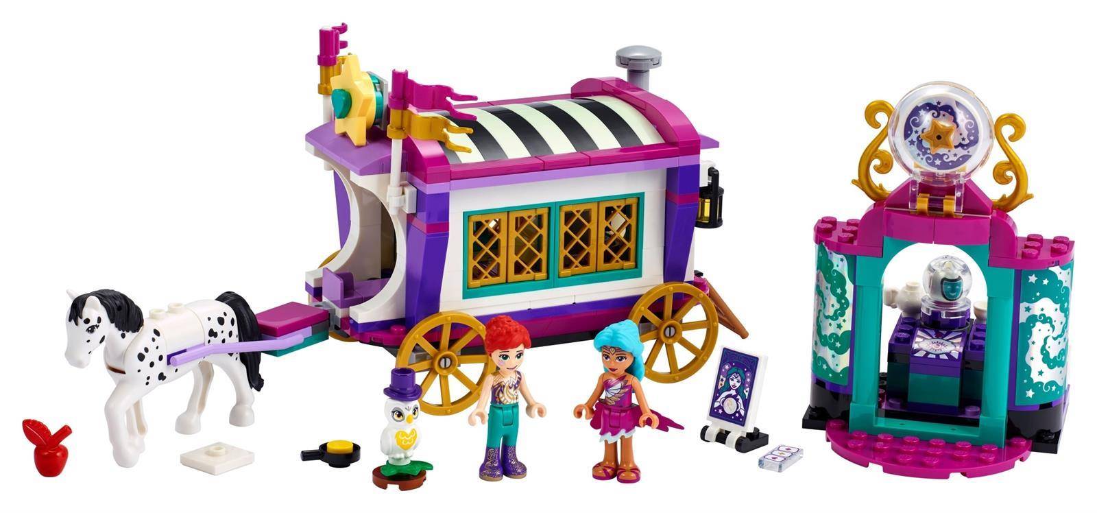 Bunter Spielzeugsatz mit einer pferdegesteuerten Zirkuskarawane, zwei Mini-Puppenfiguren, Zubehör und einem kleinen Zaubershow-Stand