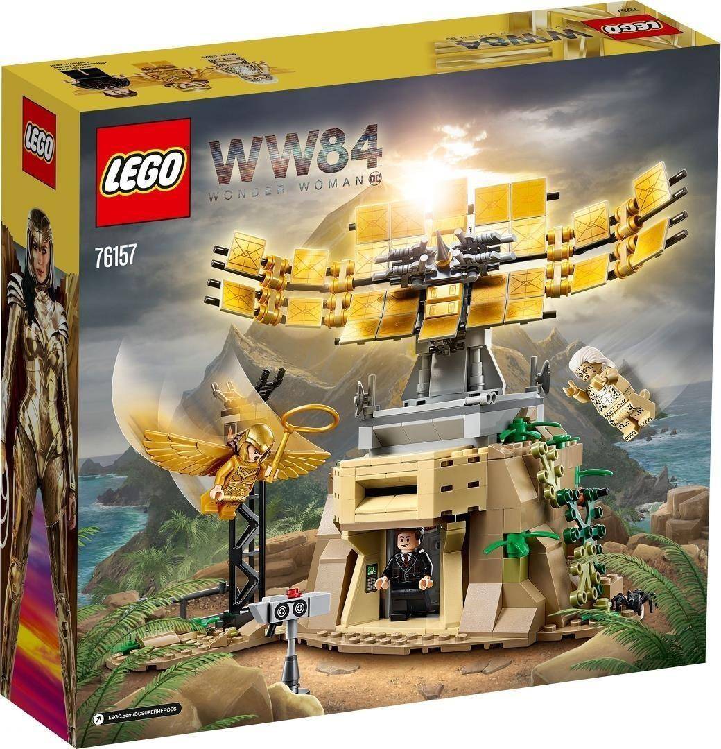 LEGO Wonder Woman 1984 Set-Box mit einer Satellitenschüssel auf einem Versteck, mit Wonder Woman und Cheetah Minifiguren in einer Wüstenszene.