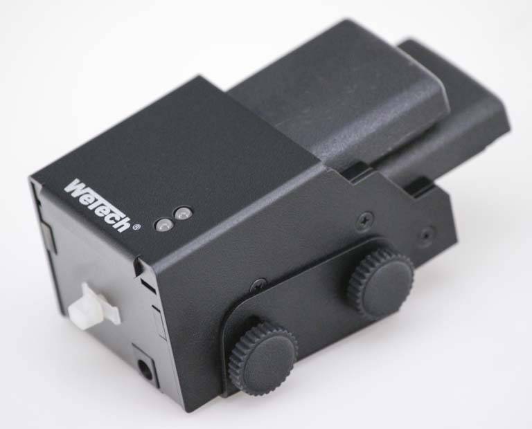 WTC690 KFZ Schnelladegerät Halterung 10V 30 V für 2 Stück Akku von MOTOROLA Handfunkgerät MTP850