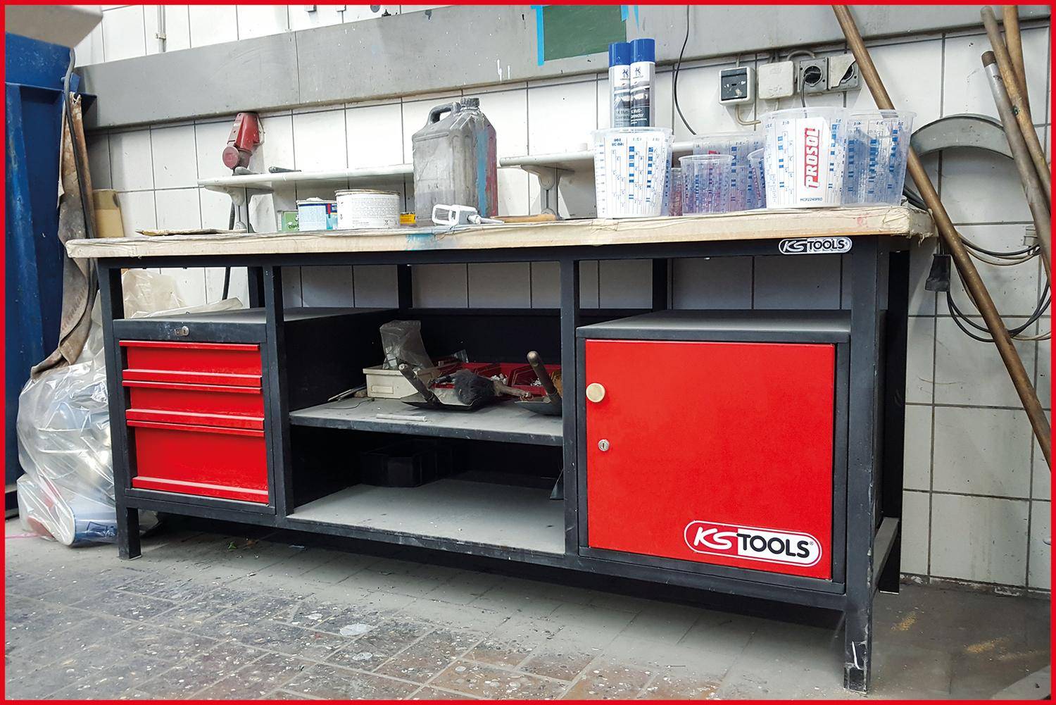 KS TOOLS XXL-Werkbank mit 3 Schubladen und 1 Tr