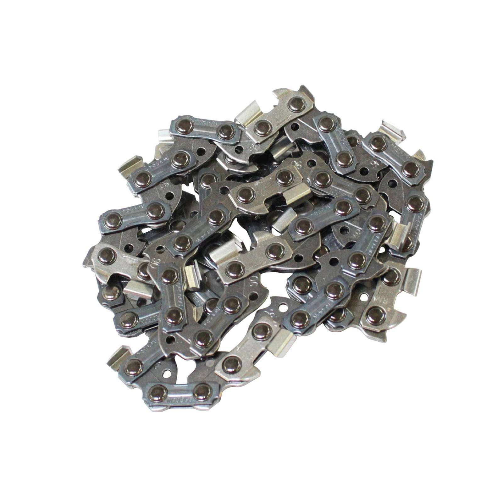 Ein Stapel von Silber-Metallkettengliedern mit Verbindungsnieten, die in Kettensägen zum Schneiden verwendet werden. Die Glieder verfügen über Schneidezähne.