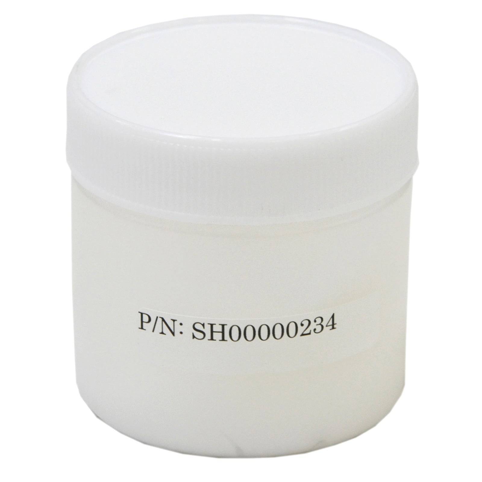 Ein weißer Plastikbehälter mit der Beschriftung ‚P/N: SH00000234', höchstwahrscheinlich ein Behälter für chemische oder industrielle Zwecke.