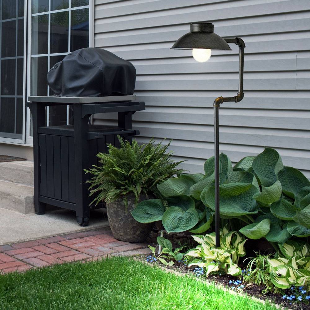 Solarleuchte Wegelampe Außenleuchte Industrial Gartendeko LED Gartenleuchte mit Erdspieß, antik schwarz, Leuchtdauer ca. 8 Stunden, H 153,5 cm