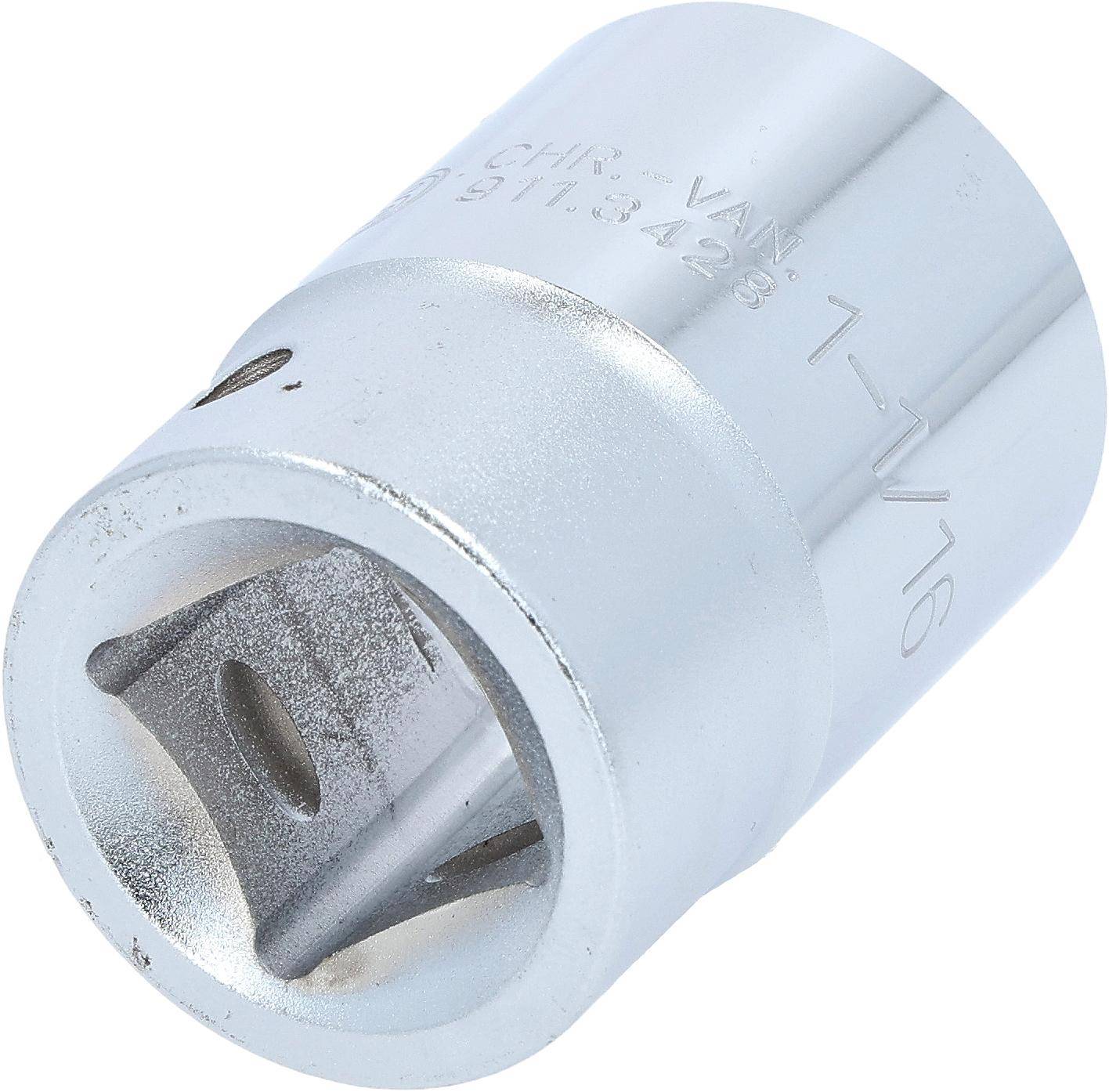 Ein Chrom-Steckschlüssel-Kopf mit quadratischer Antriebsöffnung und der Größenangabe 1-1/16.