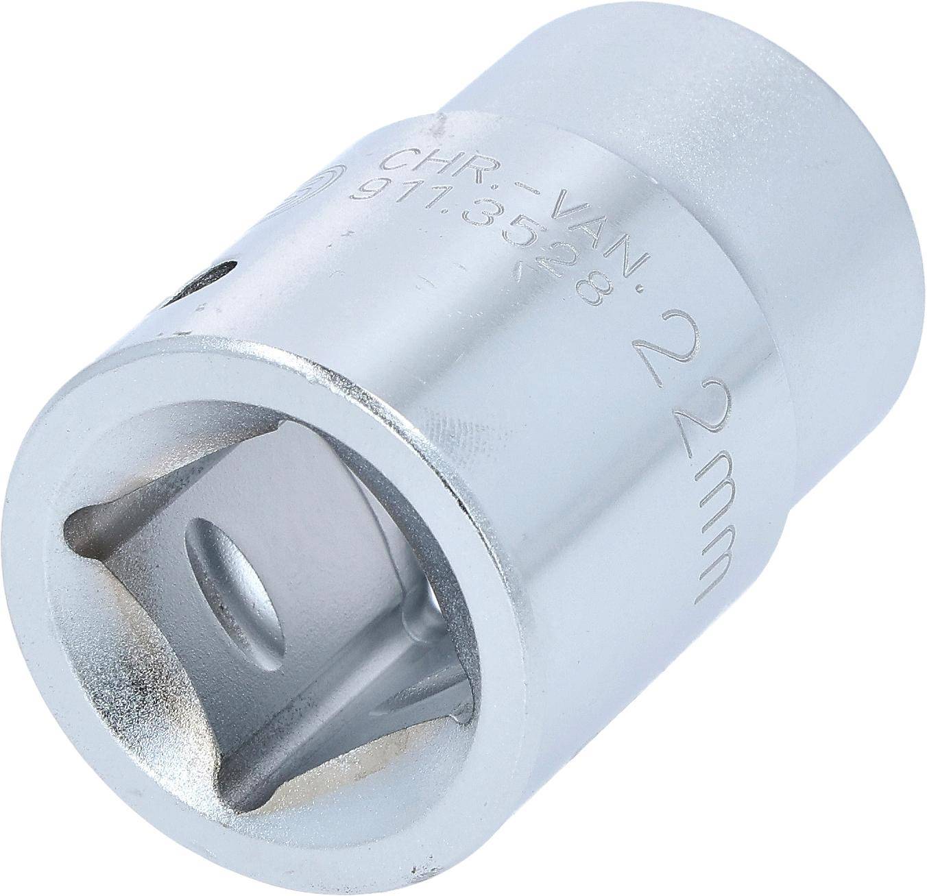Ein verchromter 22-mm-Steckschlüssel mit sechseckiger Öffnung und einer Oberfläche, auf der Größen- und Modellnummern eingraviert sind.