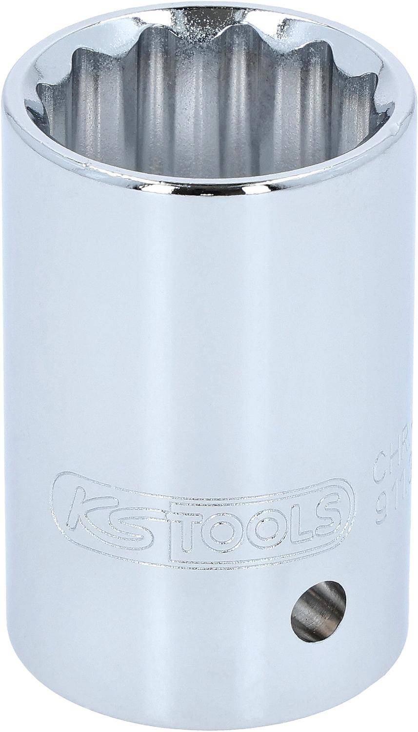 Ein glänzender metallischer Steckschlüssel mit dem Logo 'KS TOOLS', das auf seiner Oberfläche eingraviert ist, der zum Anziehen oder Lösen von Muttern und Schrauben verwendet wird.