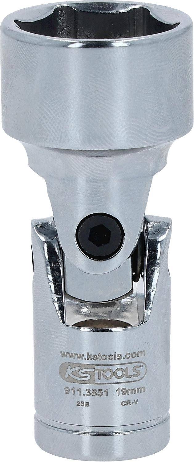 Nahaufnahme einer glänzenden Metallhalterung für einen Schlagzeugständer mit einer Sechskantschraube in der Mitte, verwendet zum Befestigen und Justieren von Schlagzeug-Zubehör.