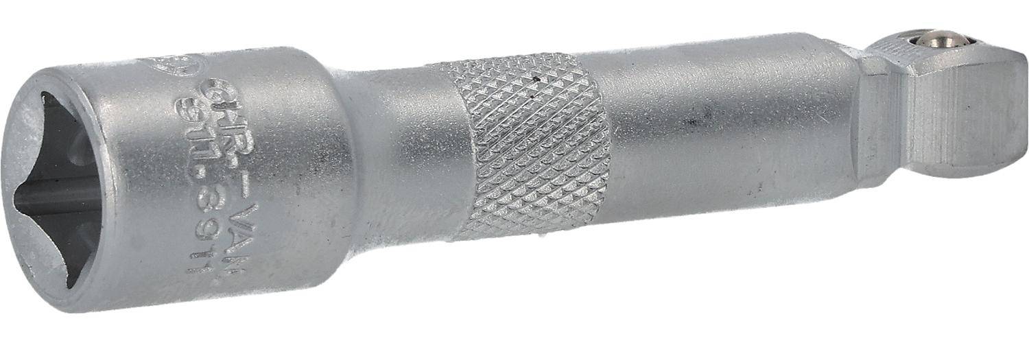 Eine Nahaufnahme einer texturierten Metalloberfläche mit einem gerillten Griffmuster, höchstwahrscheinlich Teil eines Werkzeug- oder Ausrüstungsgriffs.