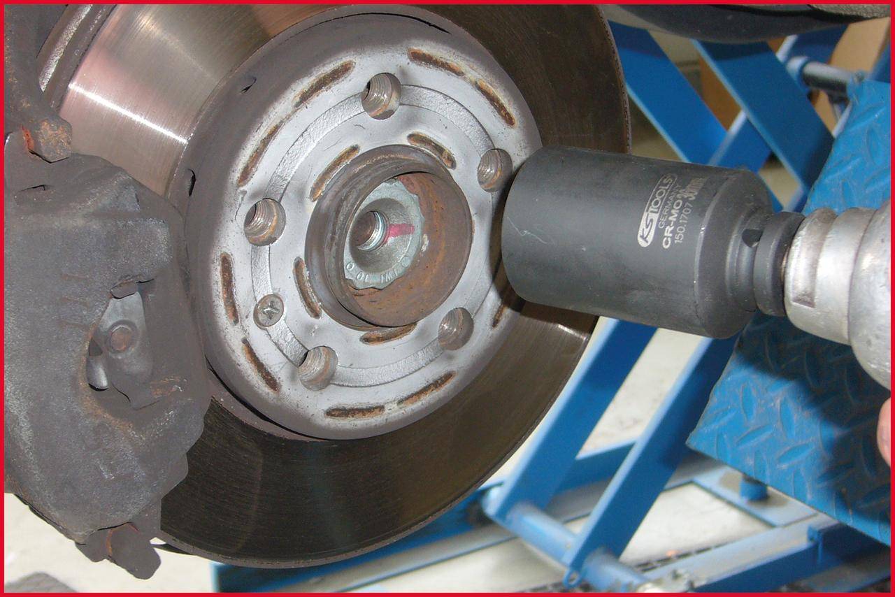 KS TOOLS 1/2" Spezial-Gelenkwellen-Kraft-Stecknuss, 27mm