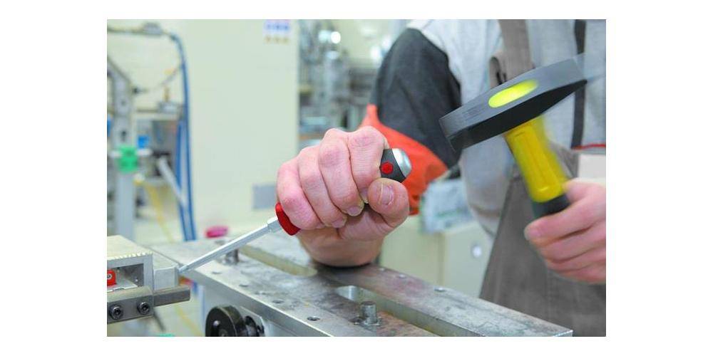 WIHA Schraubendreher 530 Schneidenbreite 6,5 mm Klingenlänge 125 mm